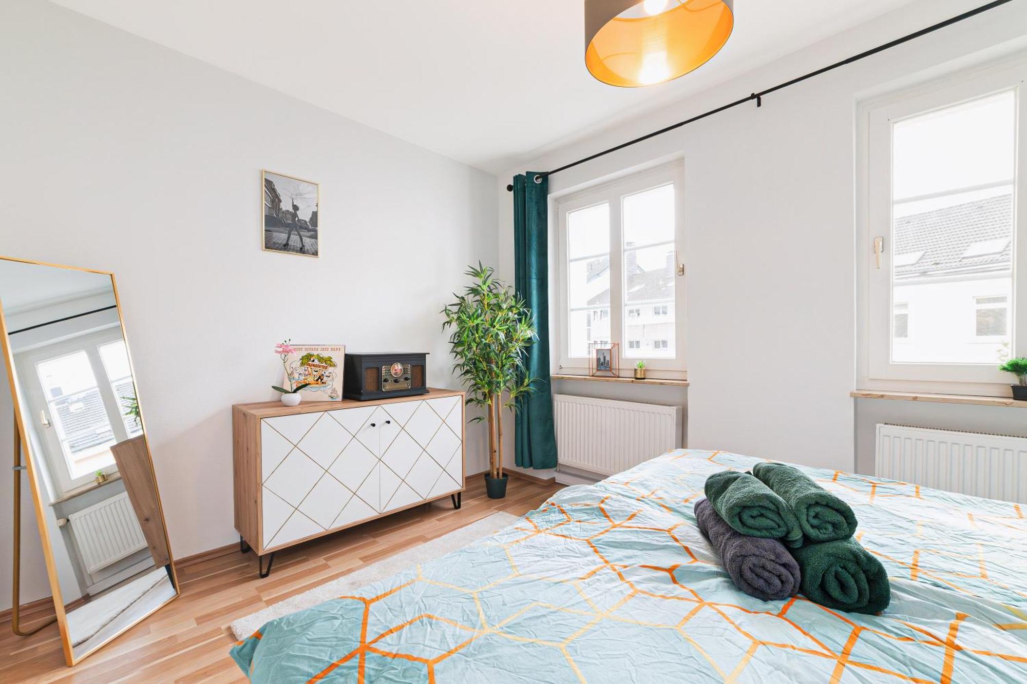 Smart Home - Wuppertal - Perfect For 6 Guests - Central - Netflix - Schwebebahn - Free Parking Zone المظهر الخارجي الصورة