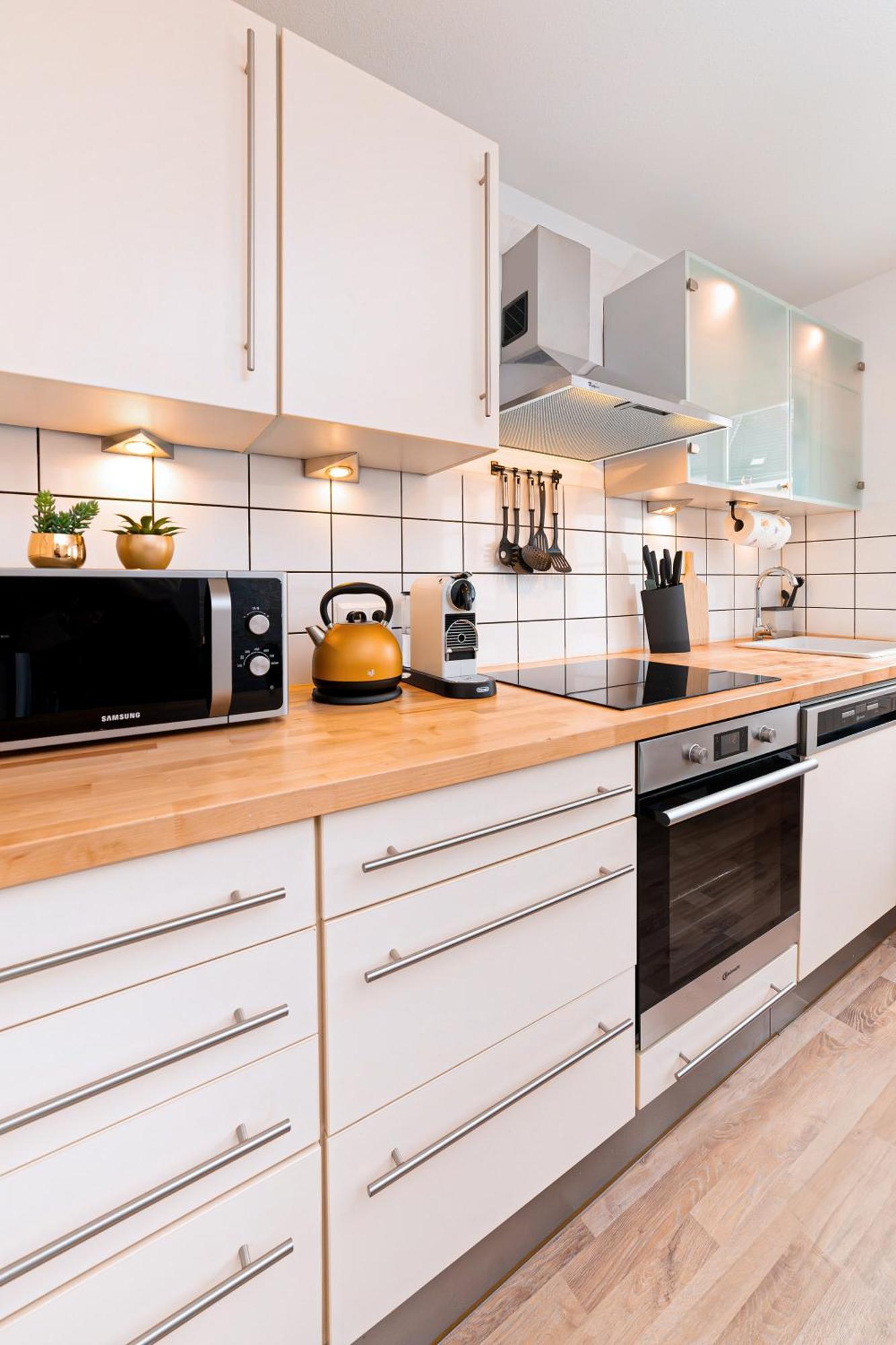 Smart Home - Wuppertal - Perfect For 6 Guests - Central - Netflix - Schwebebahn - Free Parking Zone المظهر الخارجي الصورة