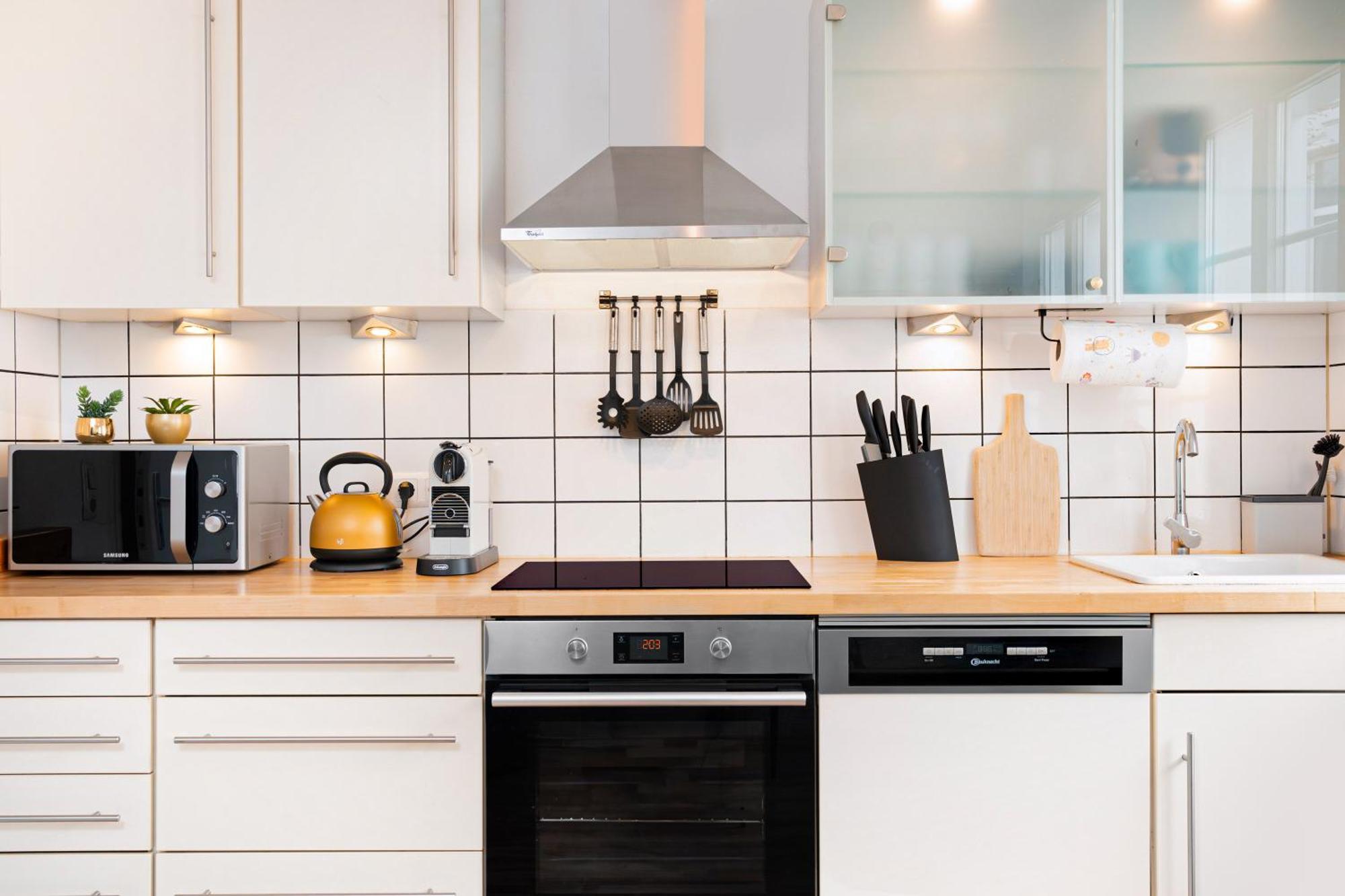 Smart Home - Wuppertal - Perfect For 6 Guests - Central - Netflix - Schwebebahn - Free Parking Zone المظهر الخارجي الصورة